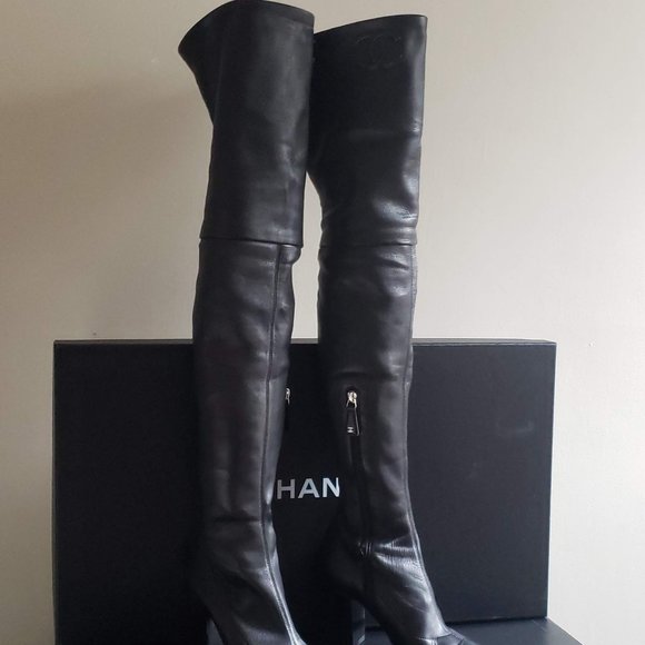 COPY - CHANEL | Black Over the Knee Boots | 36.5 - Picture 2 of 15